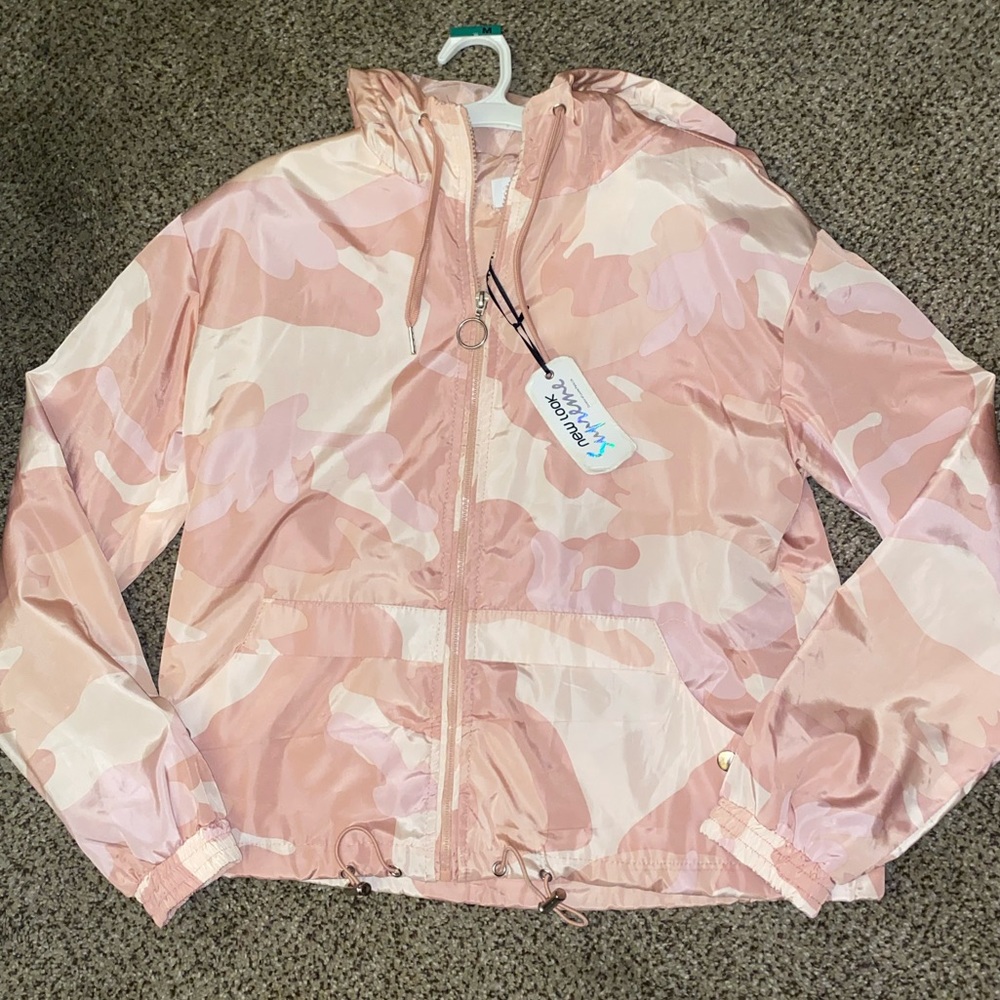 Juniors Pink Camo Windbreaker